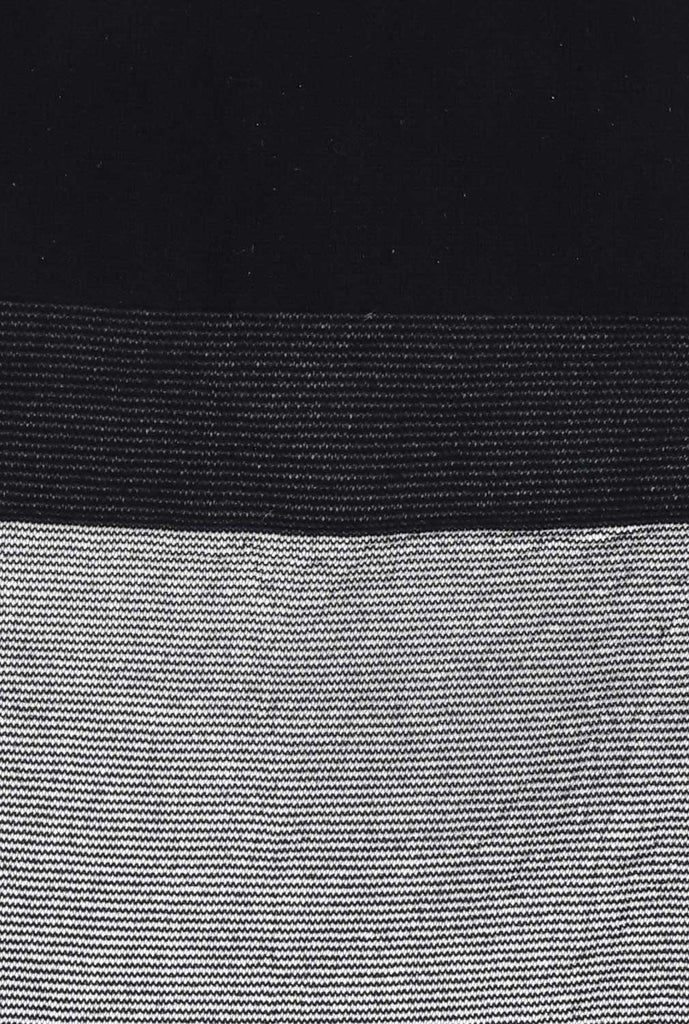 Black, colour sample of Oroblu Fashinating tights.