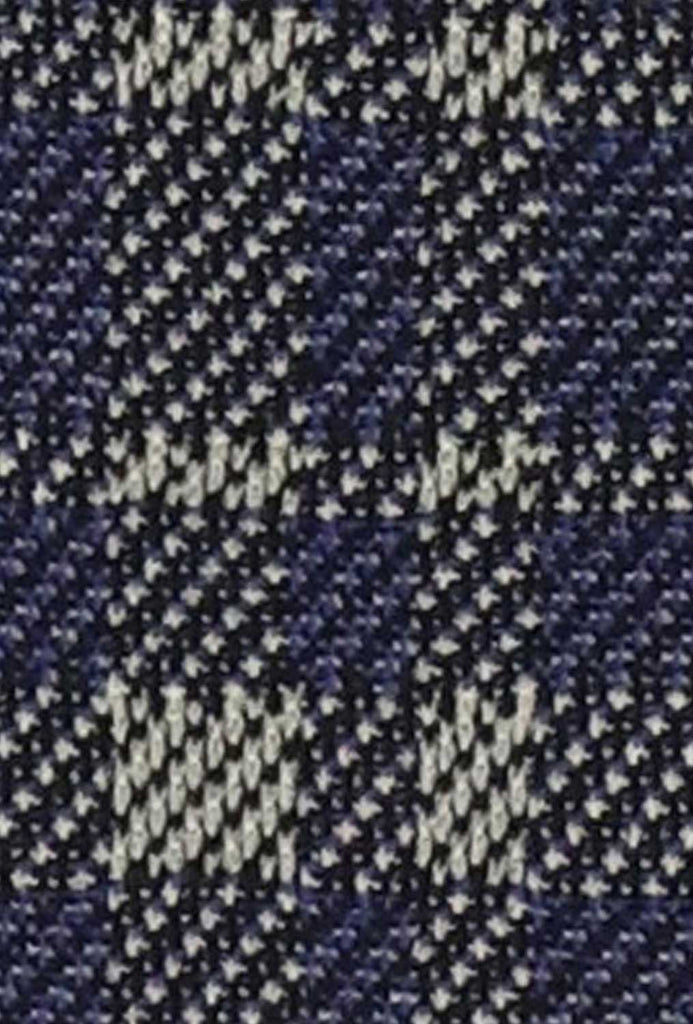 Colour pattern sample, blue/grey Oroblu Tartan socks.